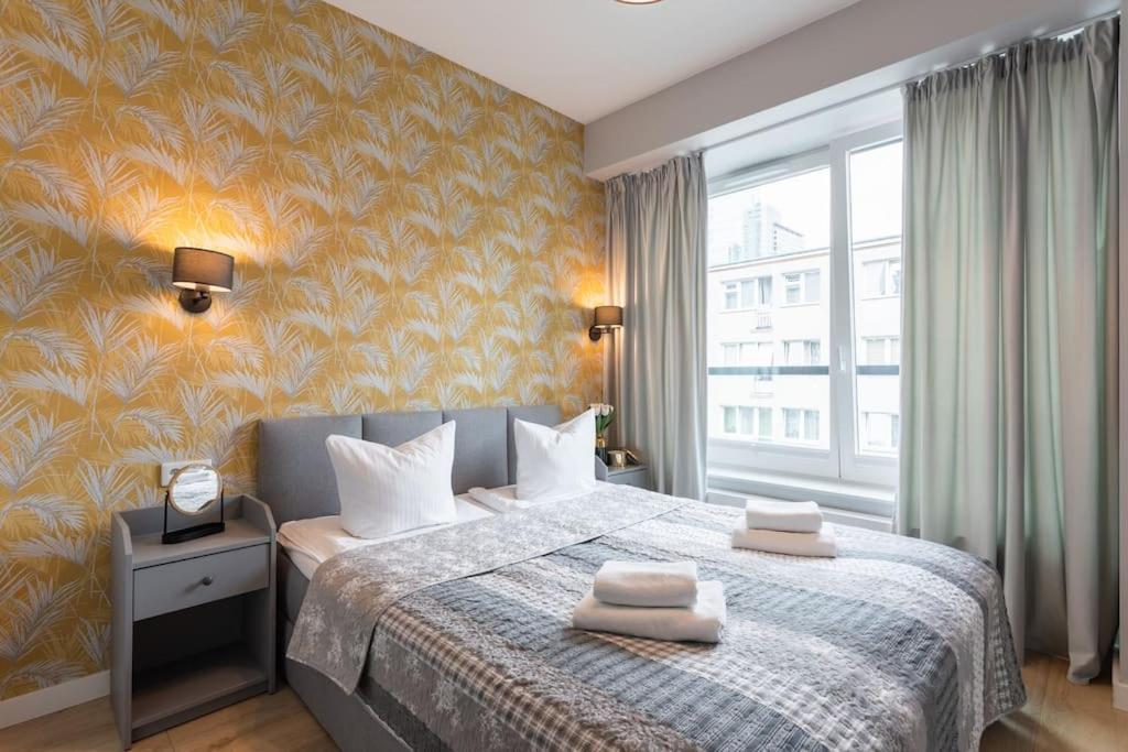Urban Chic - Two Bedrooms - Center - Sienna Street Apartment Warsaw