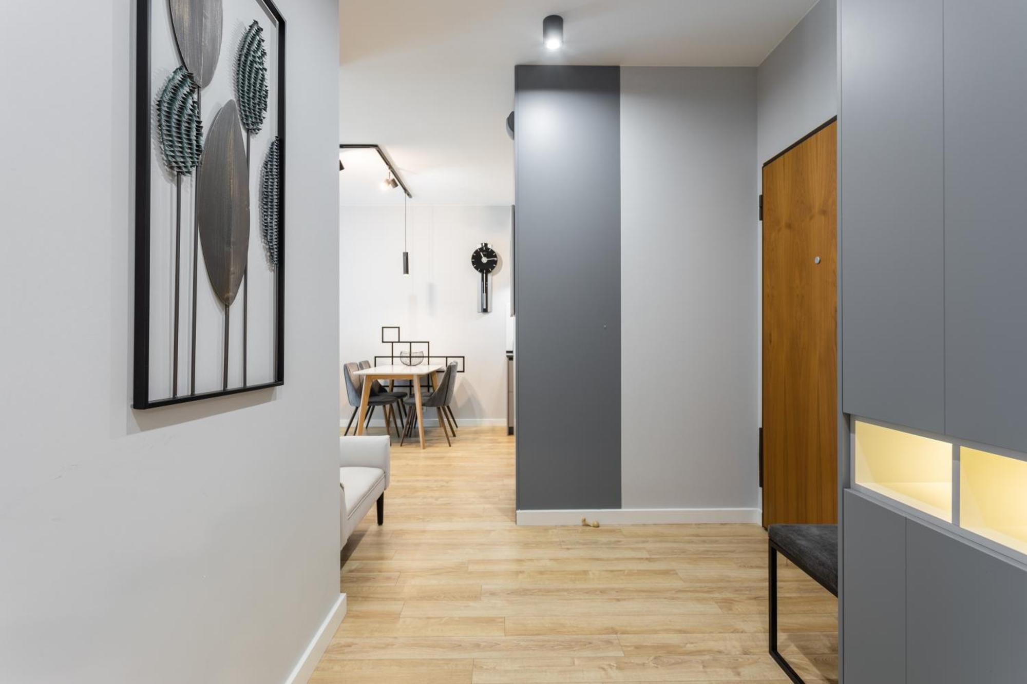 Urban Chic - Two Bedrooms - Center - Sienna Street *