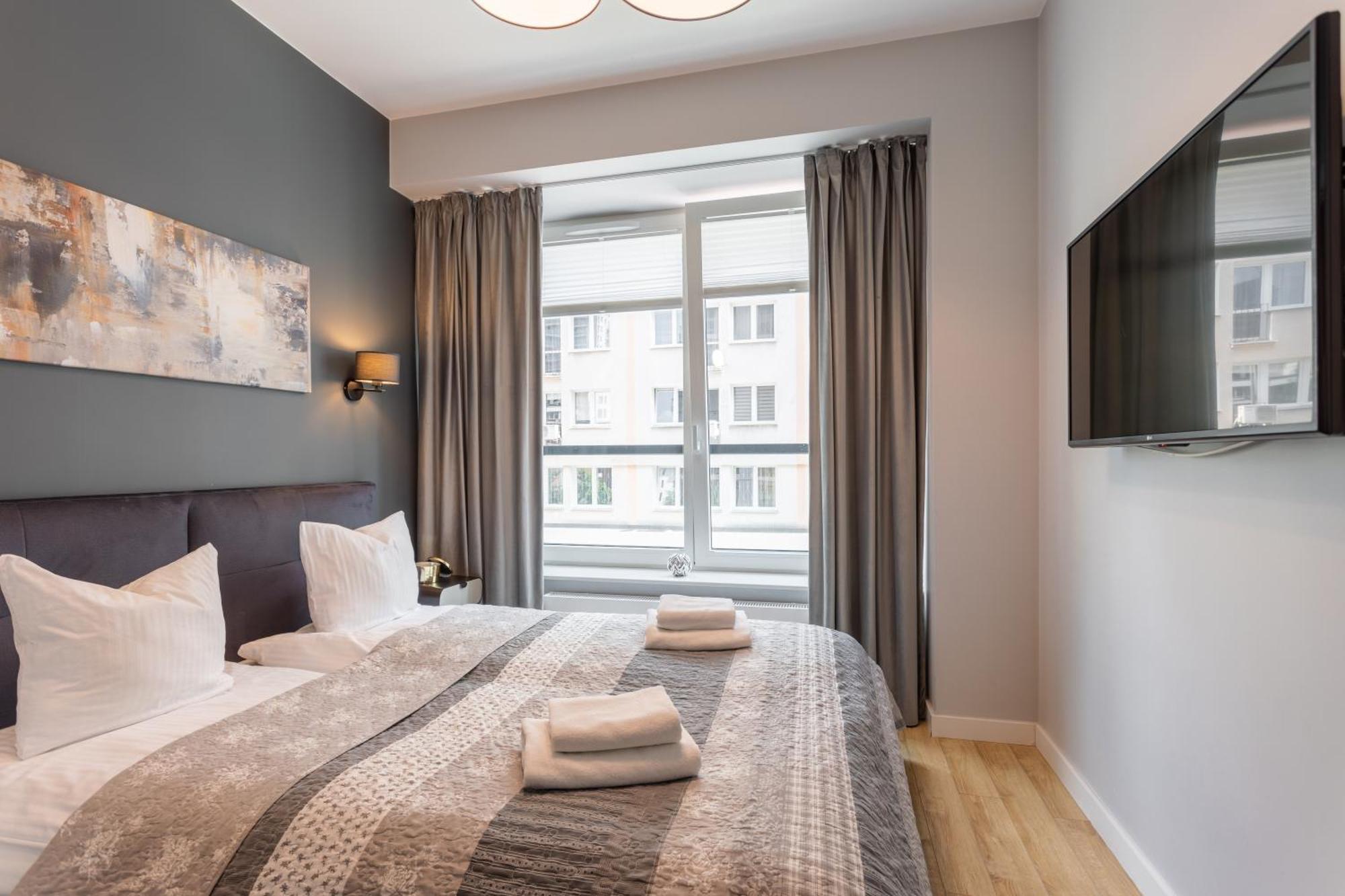 Urban Chic - Two Bedrooms - Center - Sienna Street Warszawa